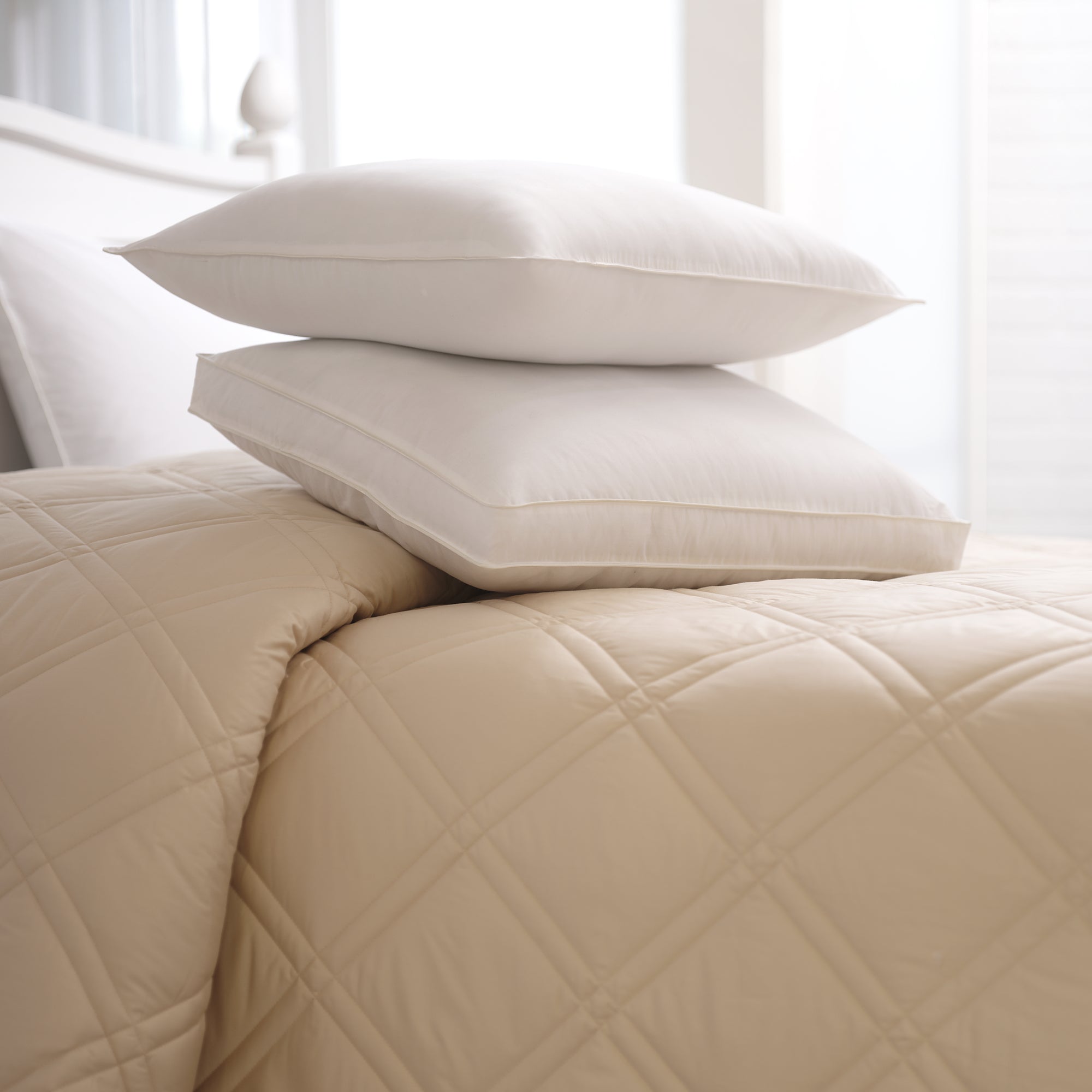 Chamomile SleepInfusion Gusset Pillow